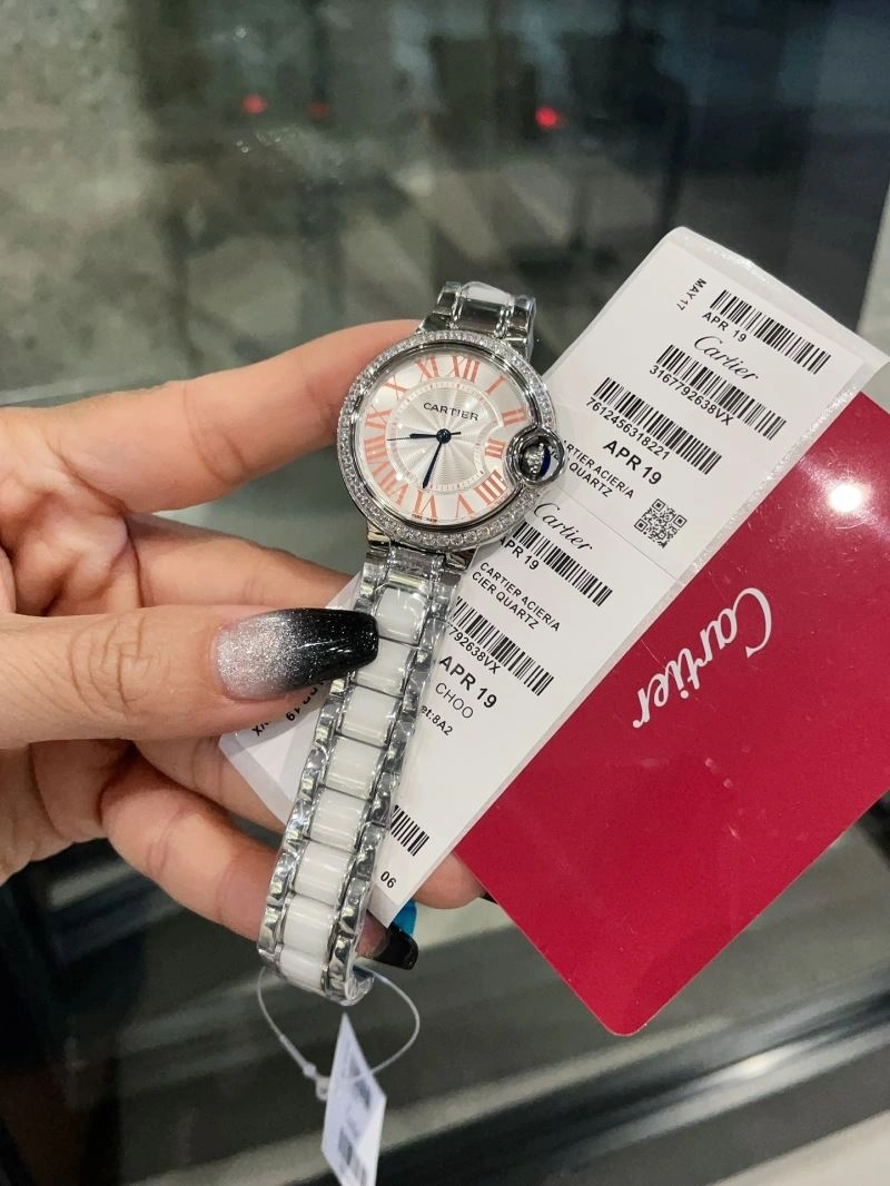 Sleek CARTIER Watches 179673