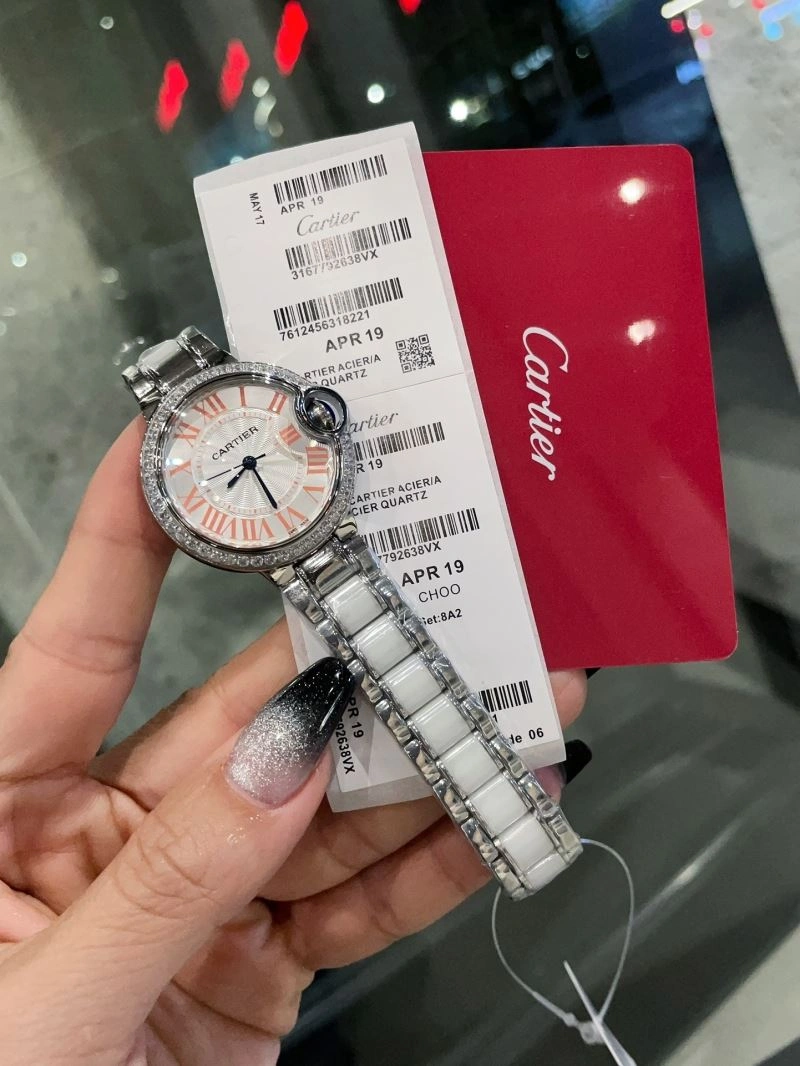 Sleek CARTIER Watches 179673