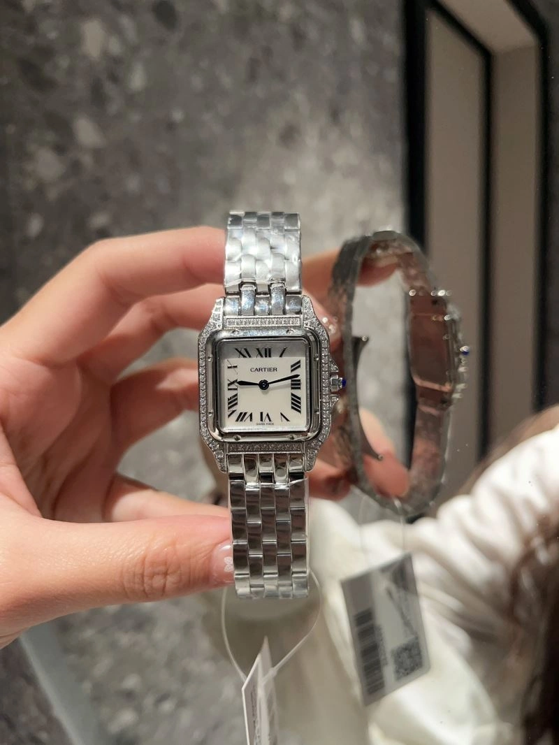 Sophisticated CARTIER Watches 179676