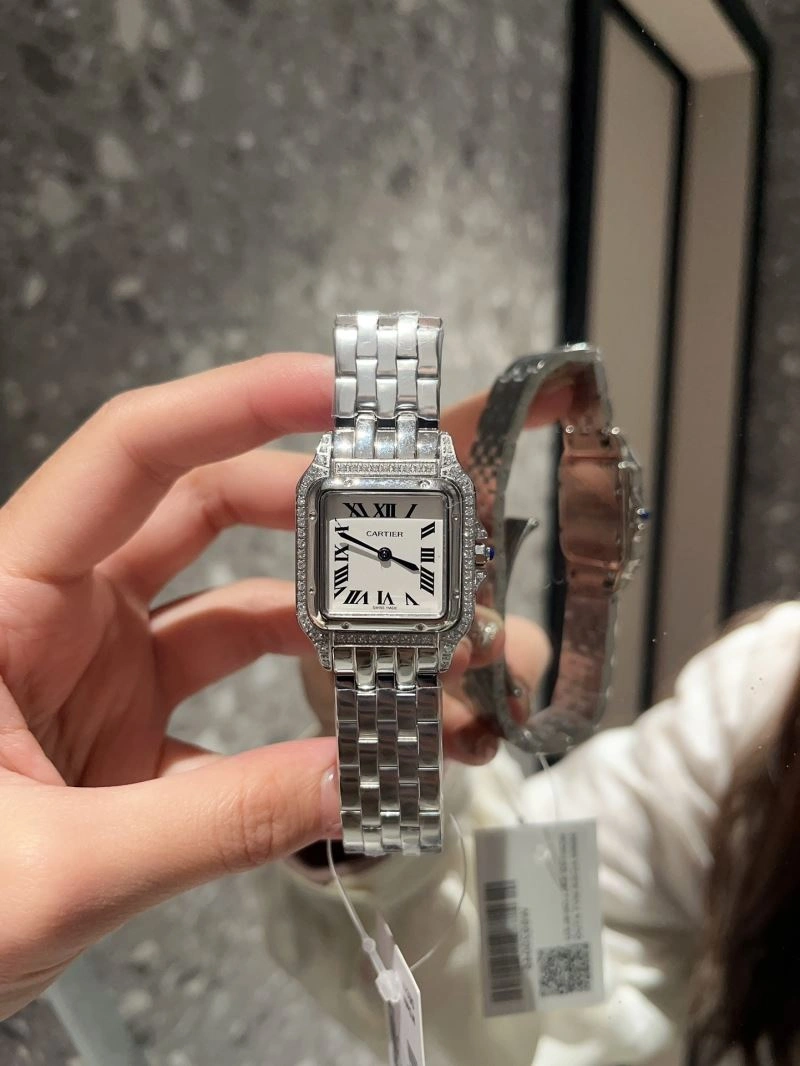 Sophisticated CARTIER Watches 179676