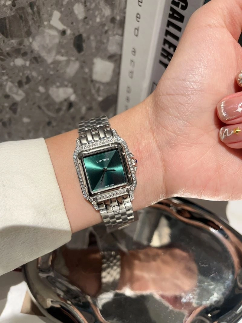 Practical CARTIER Watches 179670