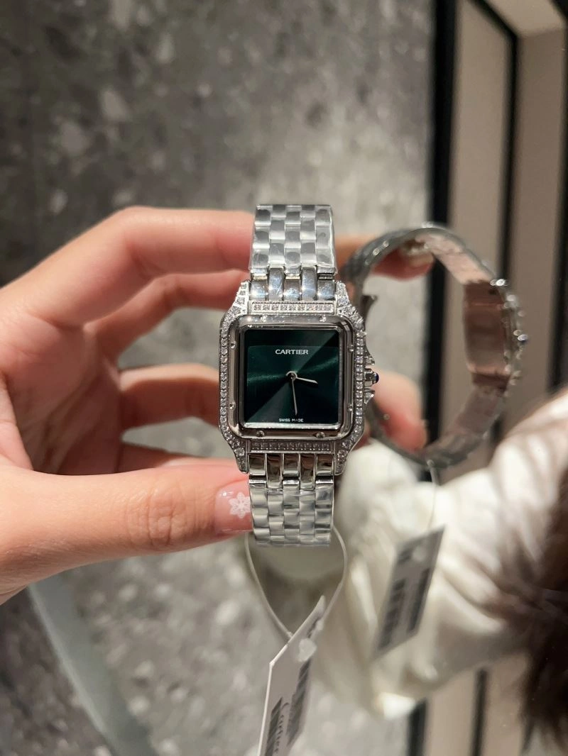Practical CARTIER Watches 179670