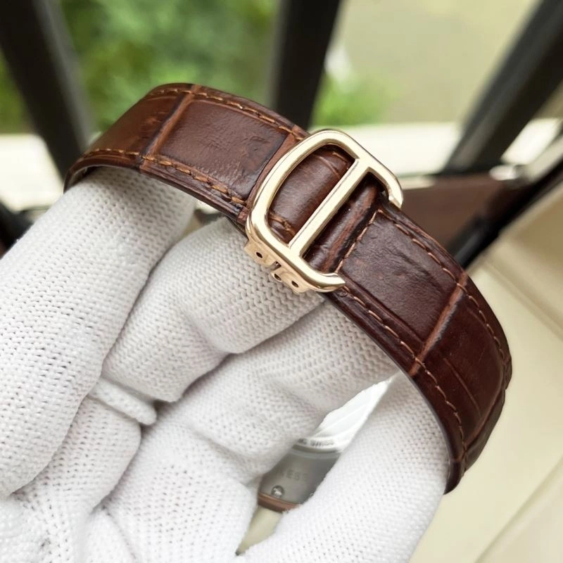 MoistureWicking CARTIER Watches 179656
