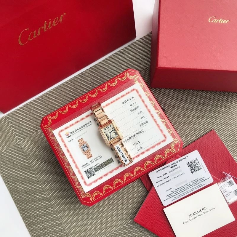 Bright CARTIER Watches 179650