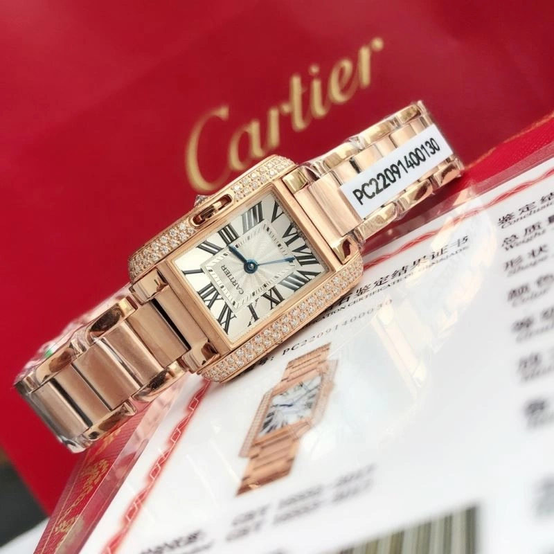Bright CARTIER Watches 179650