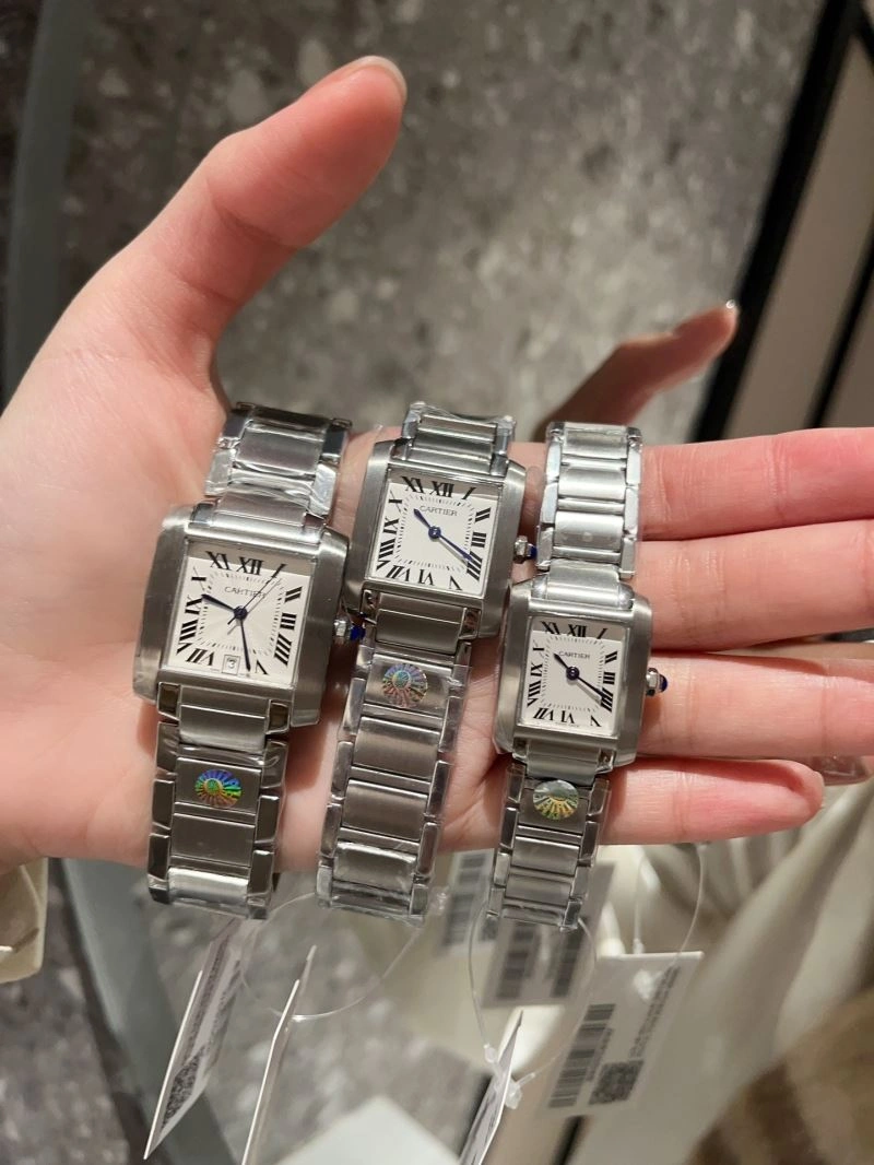 Elegant CARTIER Watches 179620