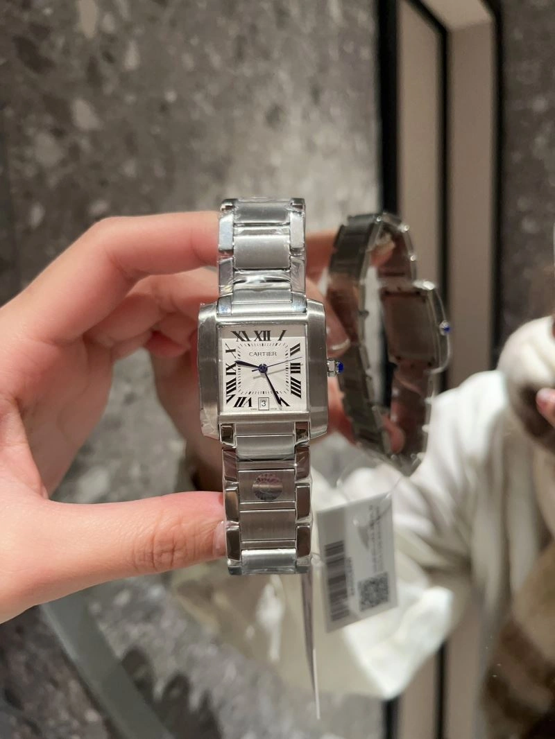 Elegant CARTIER Watches 179620