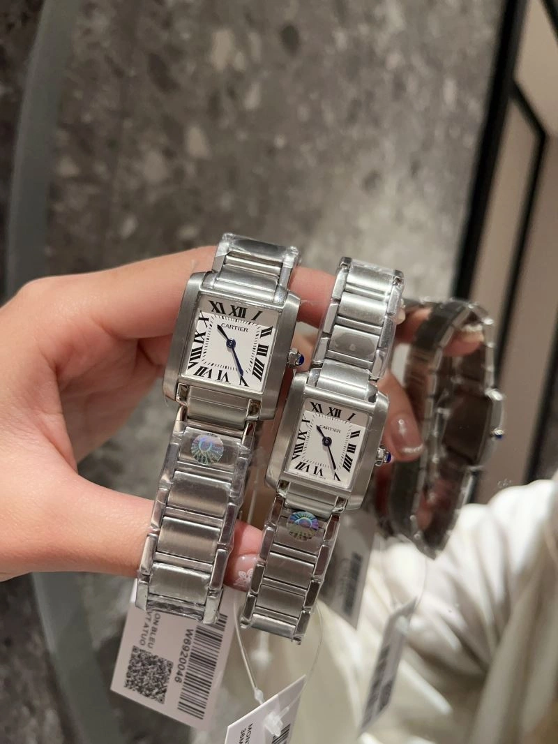 Elegant CARTIER Watches 179620
