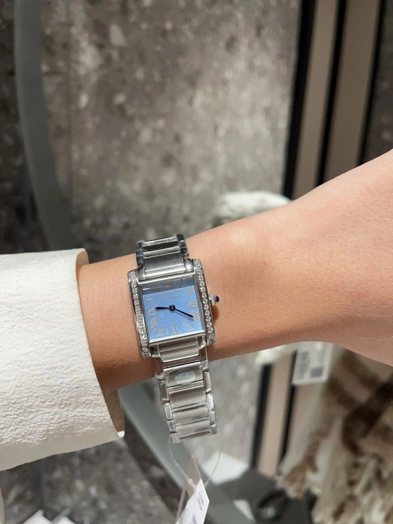 Chic CARTIER Watches 179631