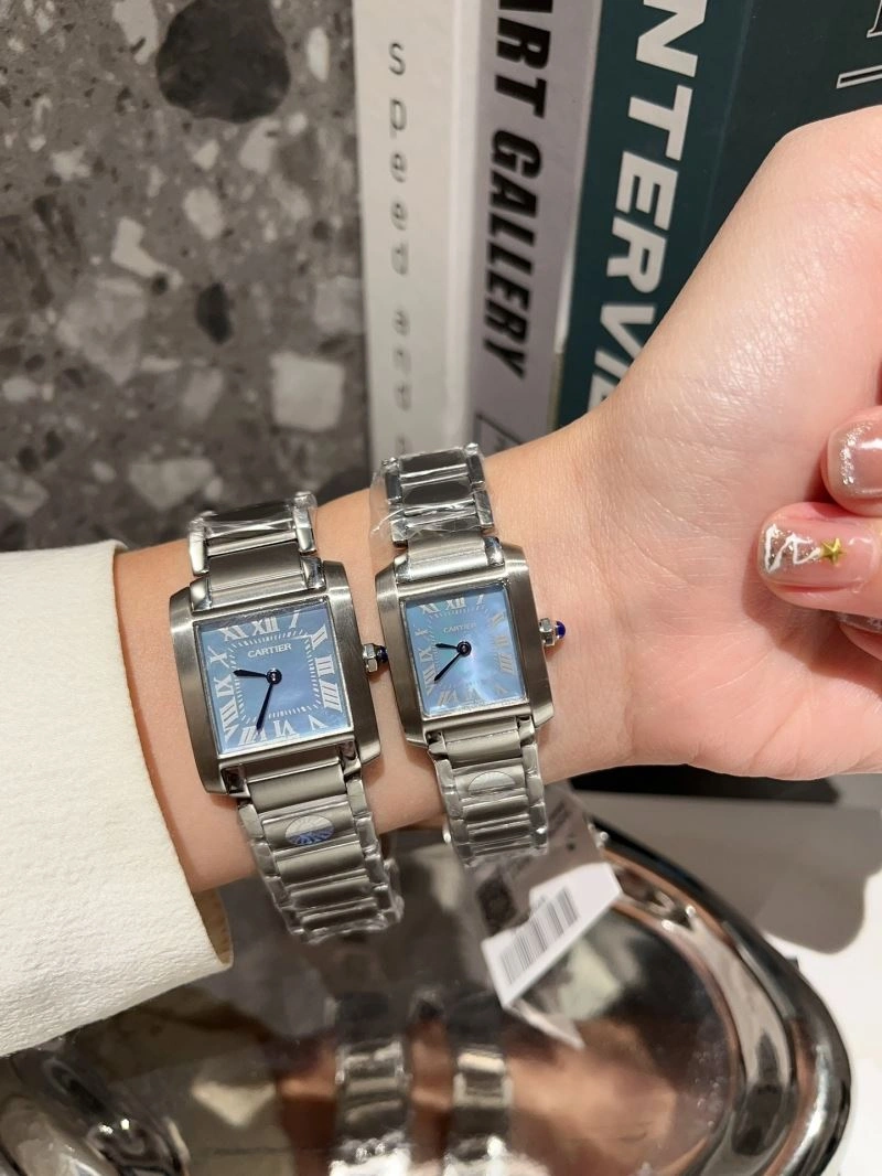 Chic CARTIER Watches 179631