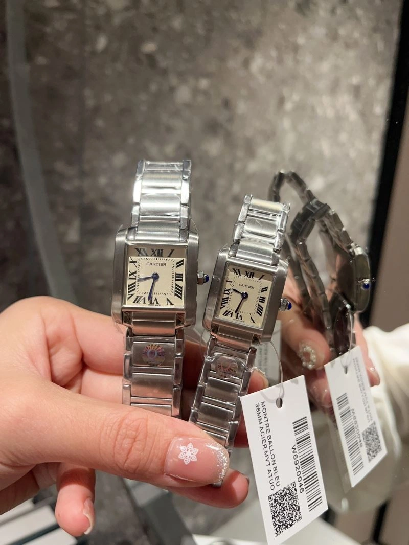 Chic CARTIER Watches 179640
