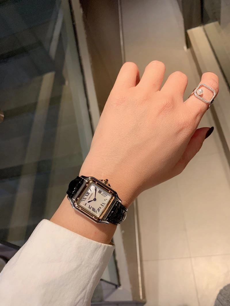 Unique CARTIER Watches 179622