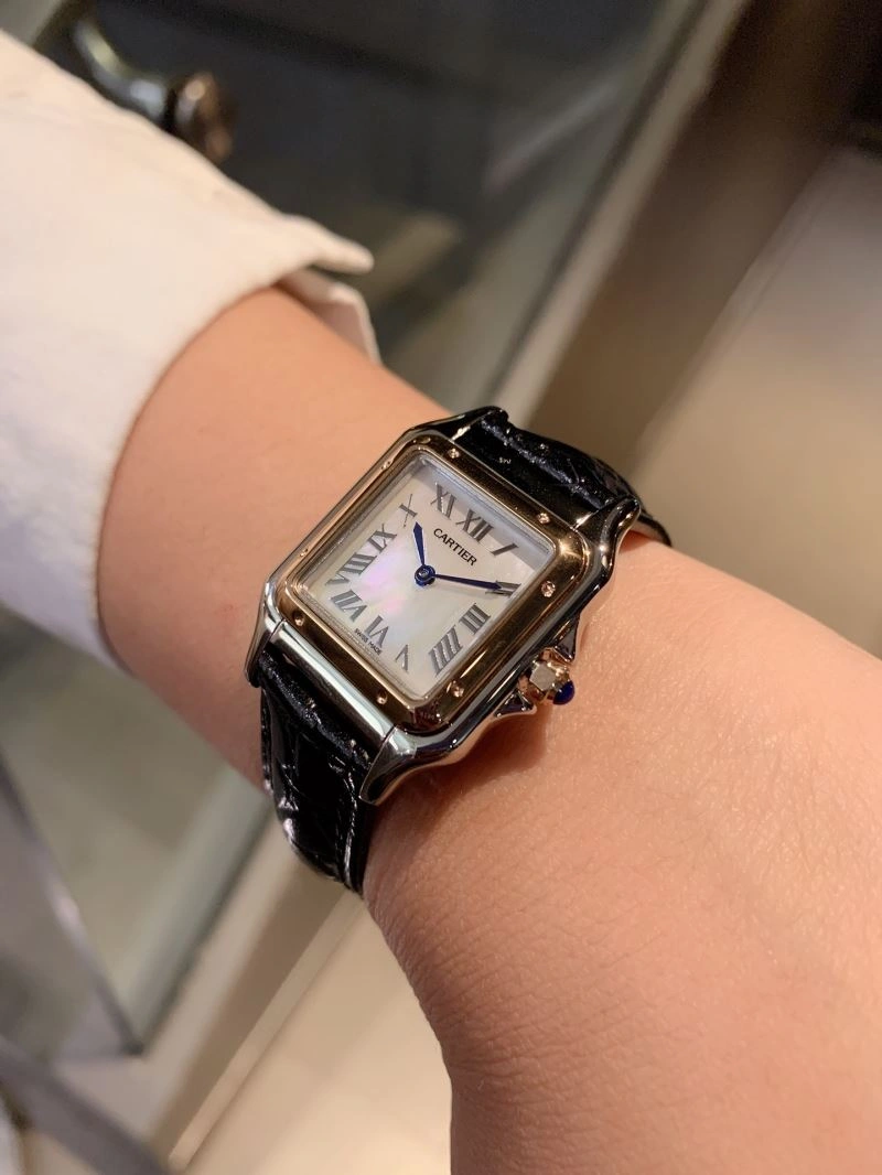 Unique CARTIER Watches 179622