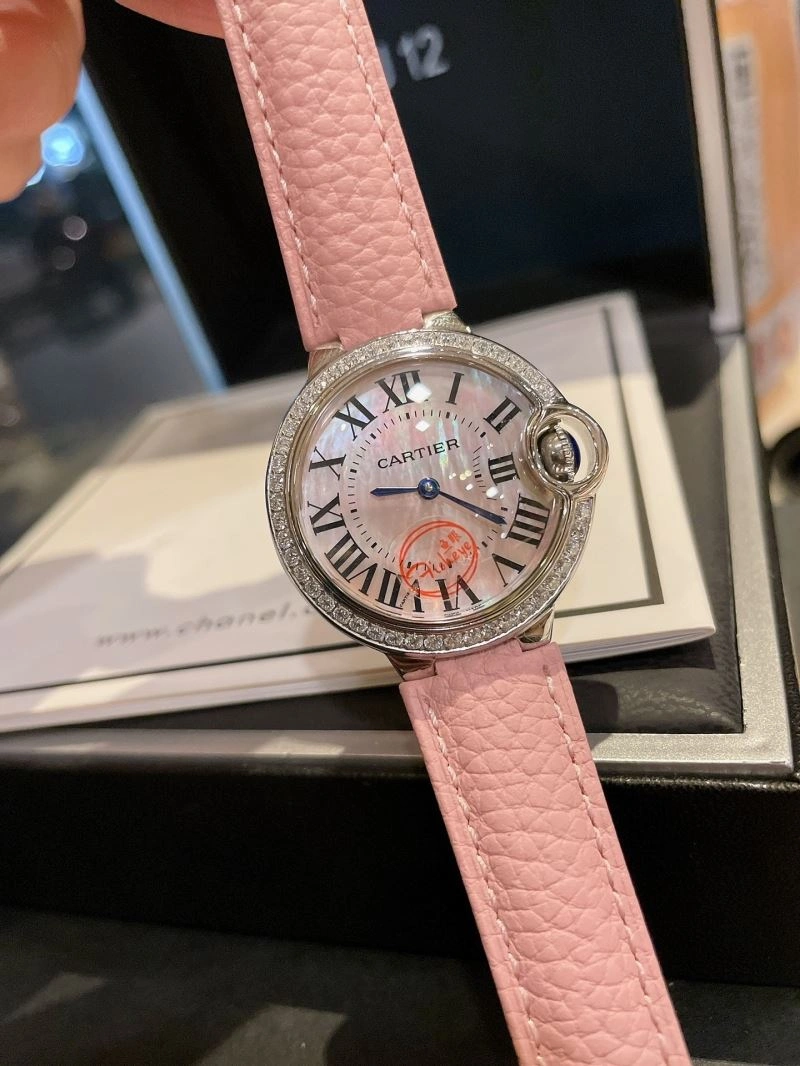 Seasonal CARTIER Watches 179586