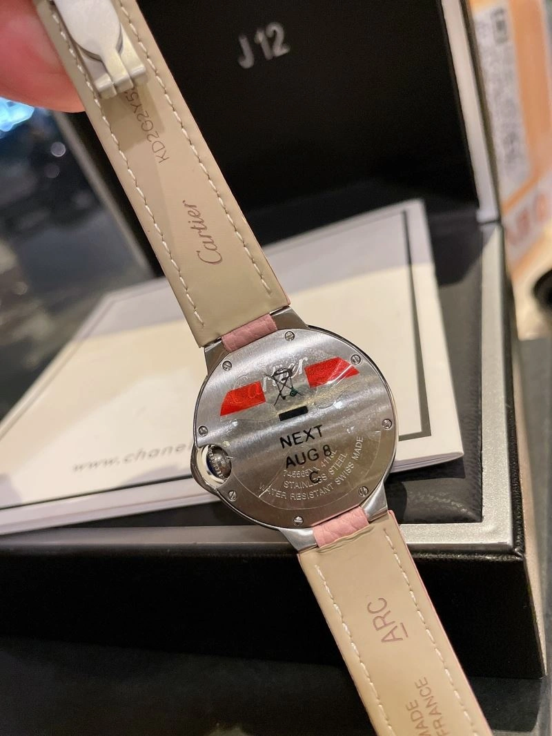 Seasonal CARTIER Watches 179586