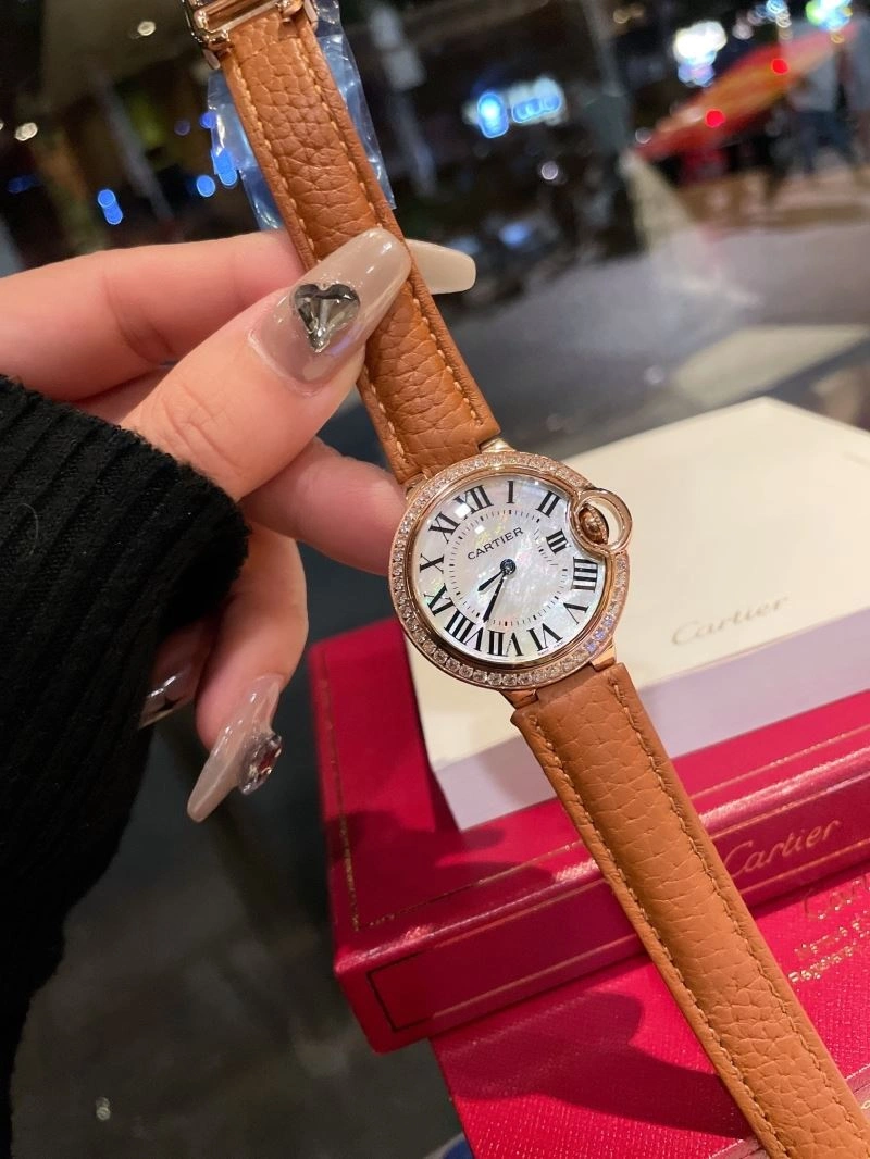 Resilient CARTIER Watches 179582