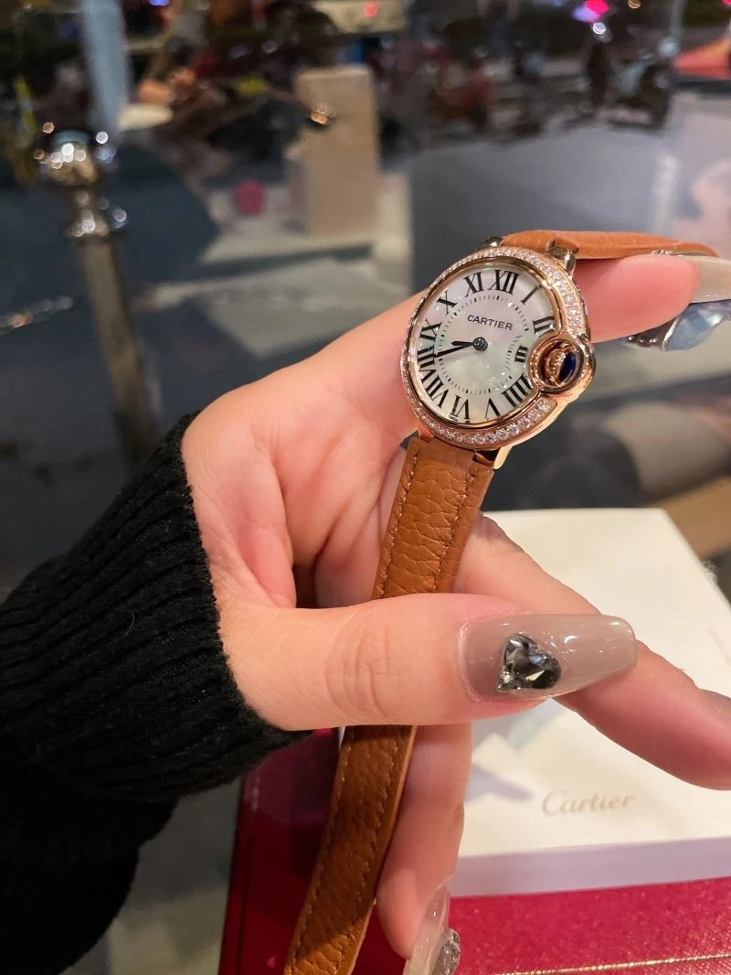 Resilient CARTIER Watches 179582