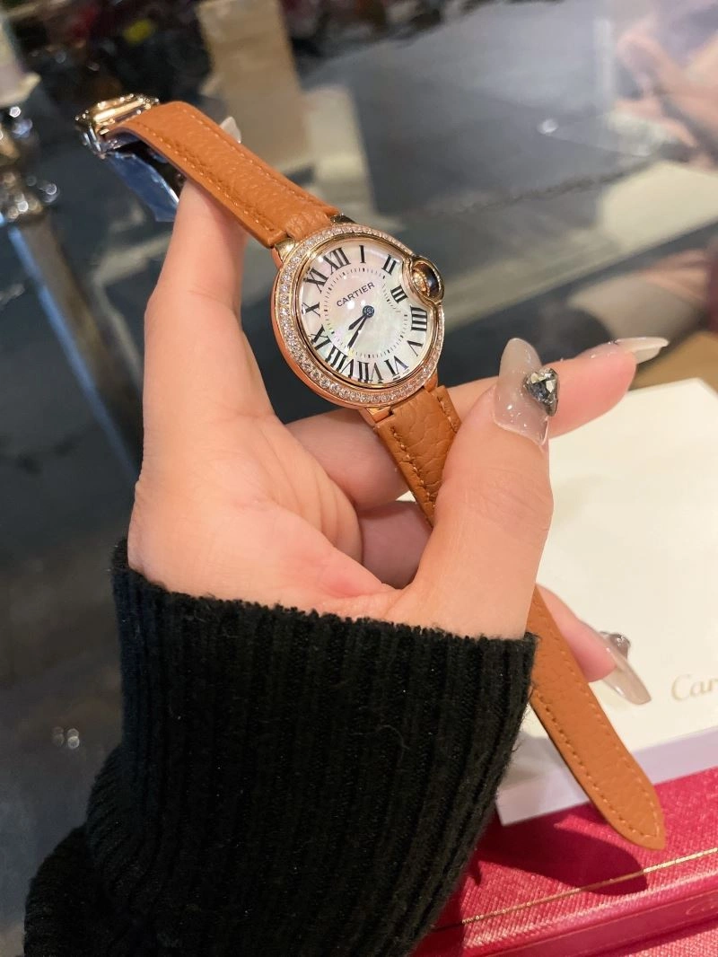 Resilient CARTIER Watches 179582