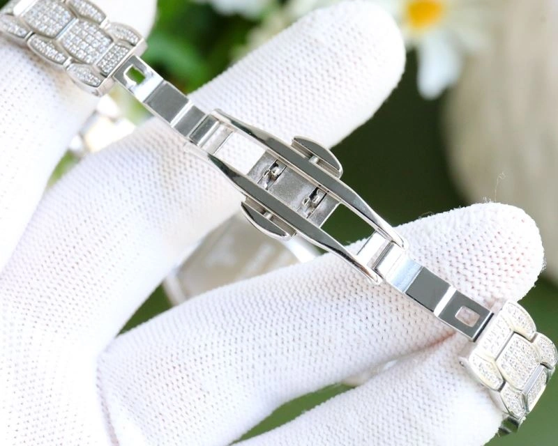 CARTIER Watches Trendy 179544