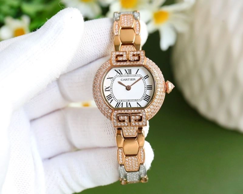 Refined CARTIER Watches 179566