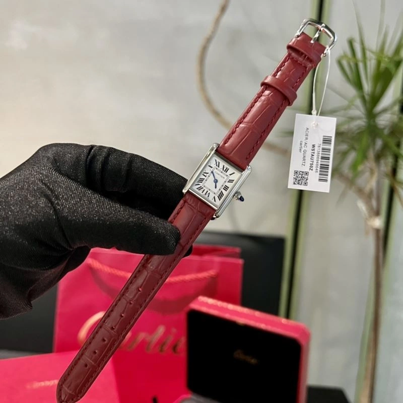 Bold CARTIER Watches 179535