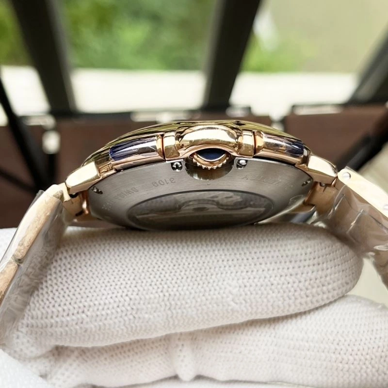 Fashionable CARTIER Watches 179490
