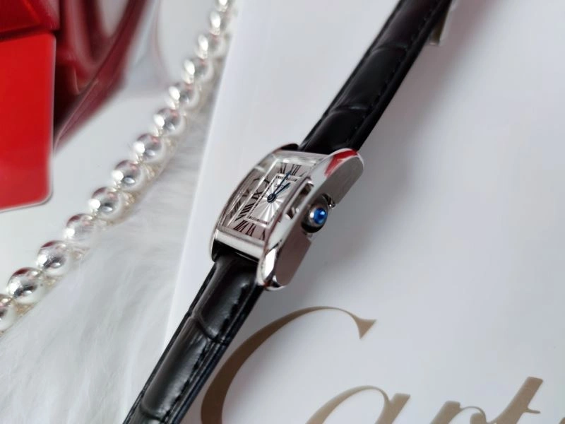 OdorResistant CARTIER Watches 179478