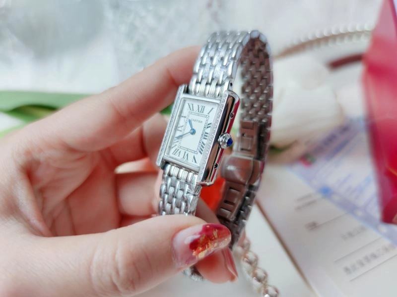 CARTIER Watches Sophisticated 179477