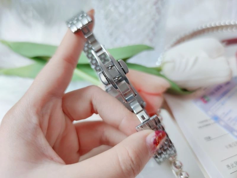 CARTIER Watches Sophisticated 179477
