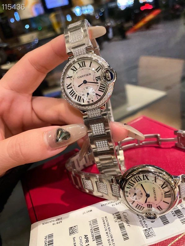 Tailored CARTIER Watches 179468