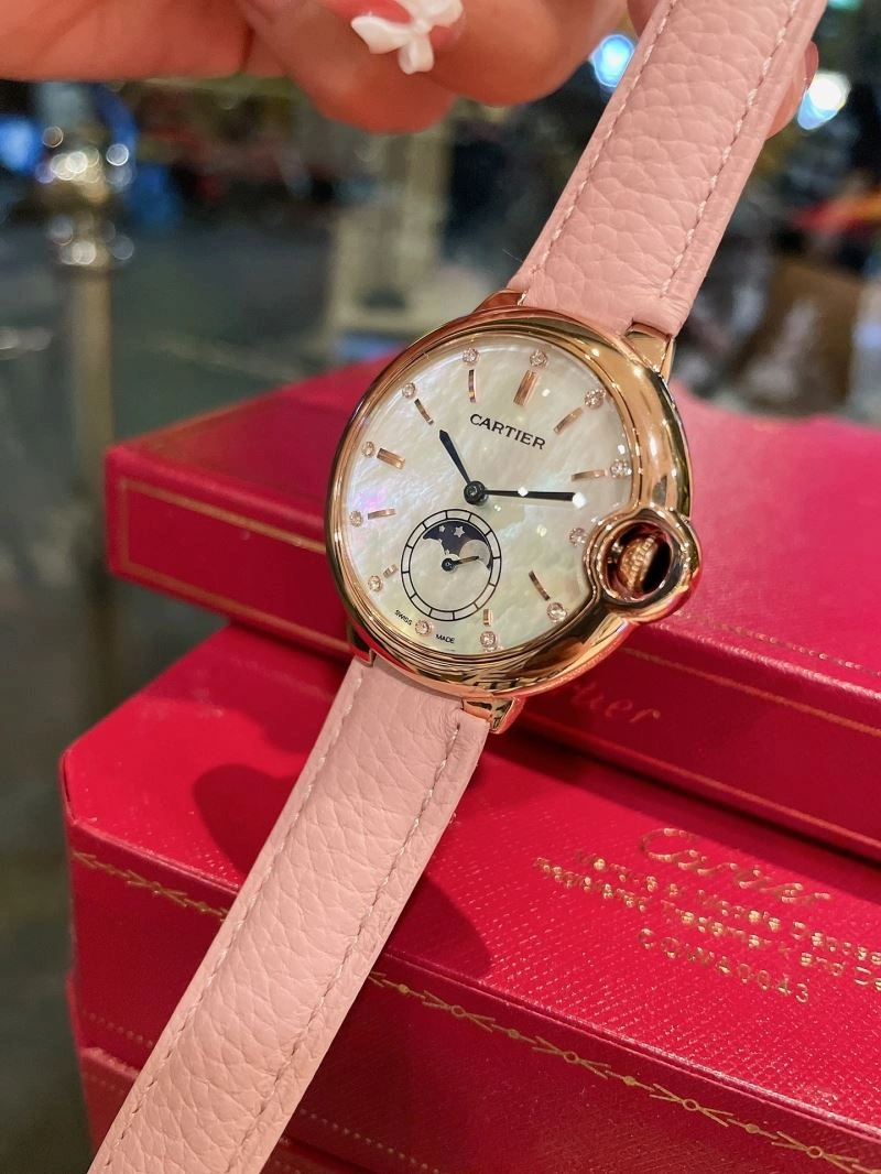 FashionForward CARTIER Watches 179149
