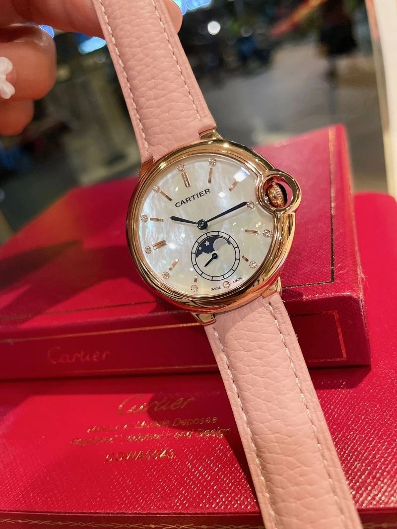 FashionForward CARTIER Watches 179149