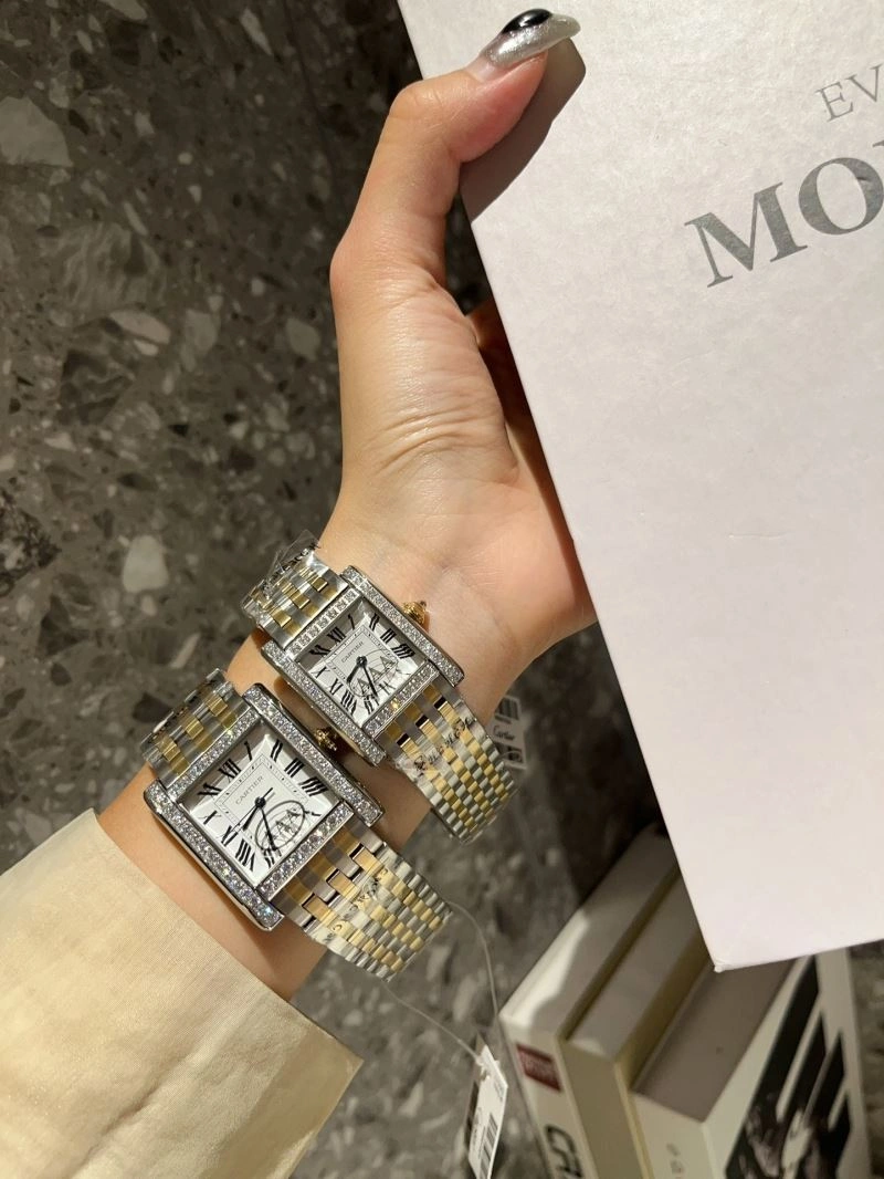 UrbanChic CARTIER Watches 179146