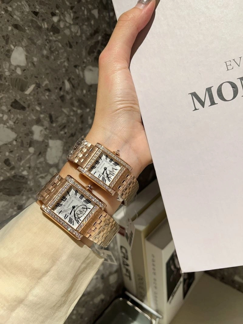 UrbanChic CARTIER Watches 179146