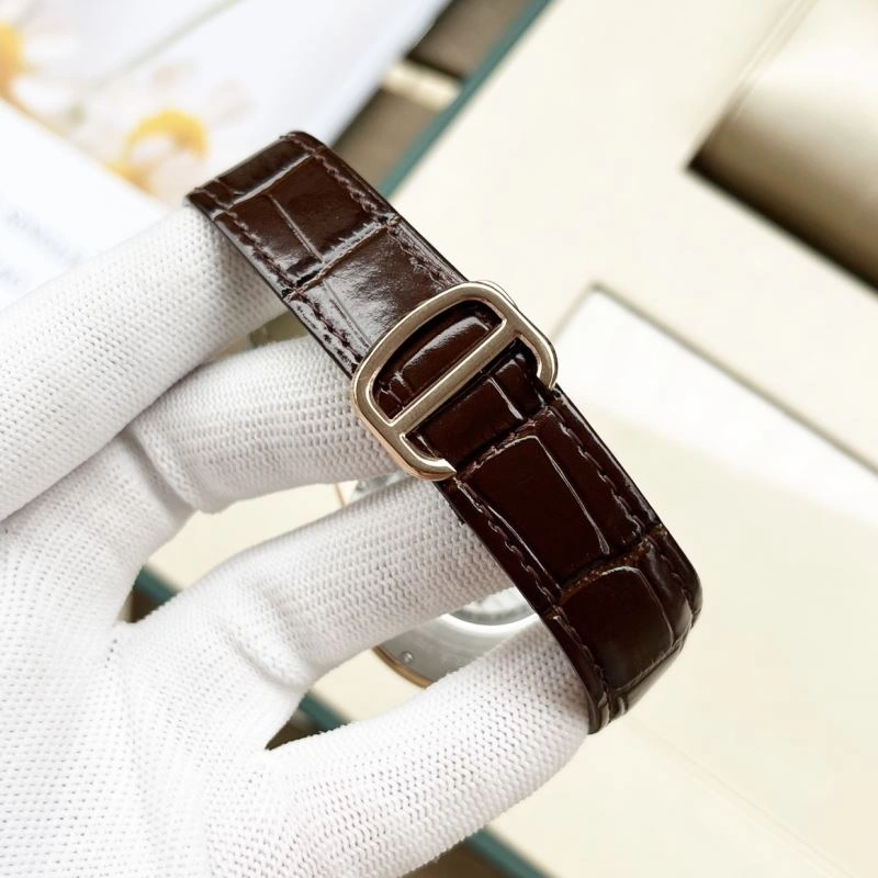 CARTIER Watches ModernLook 179137