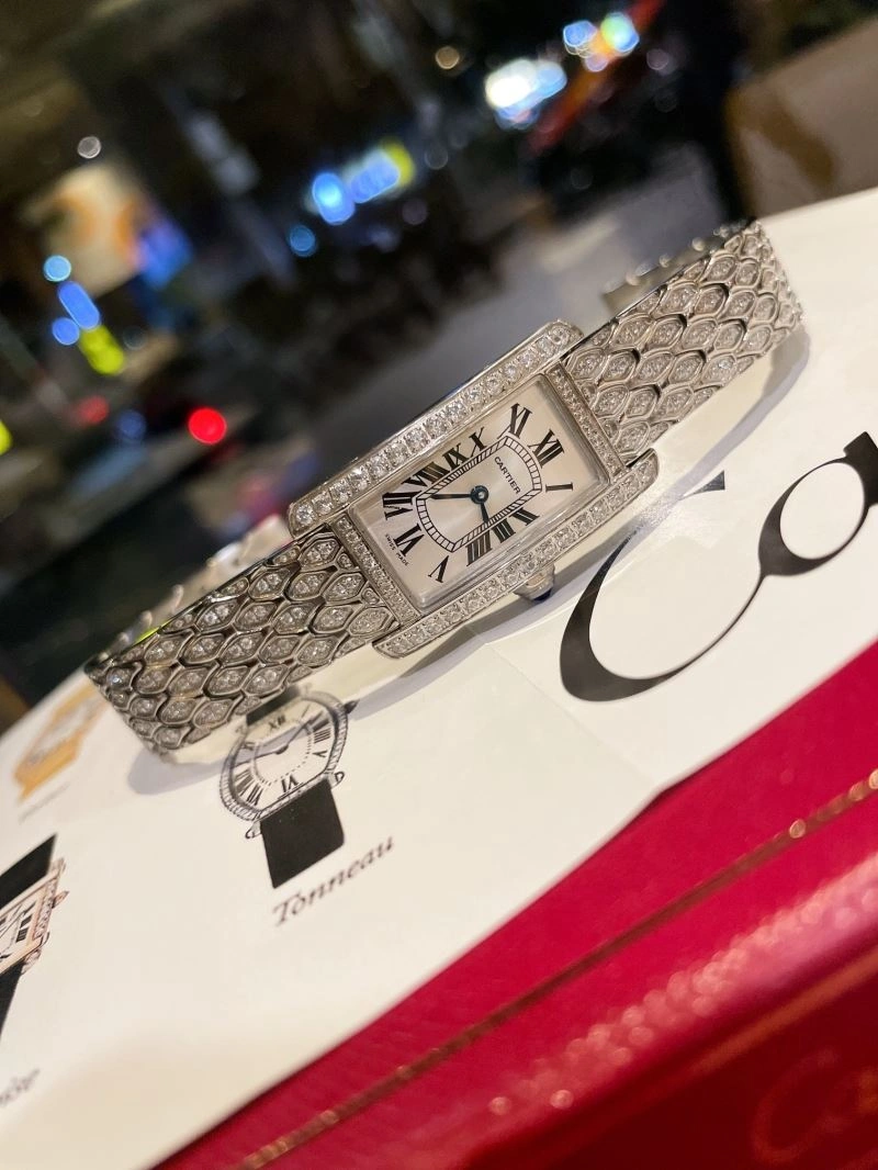 Durable CARTIER Watches 179132