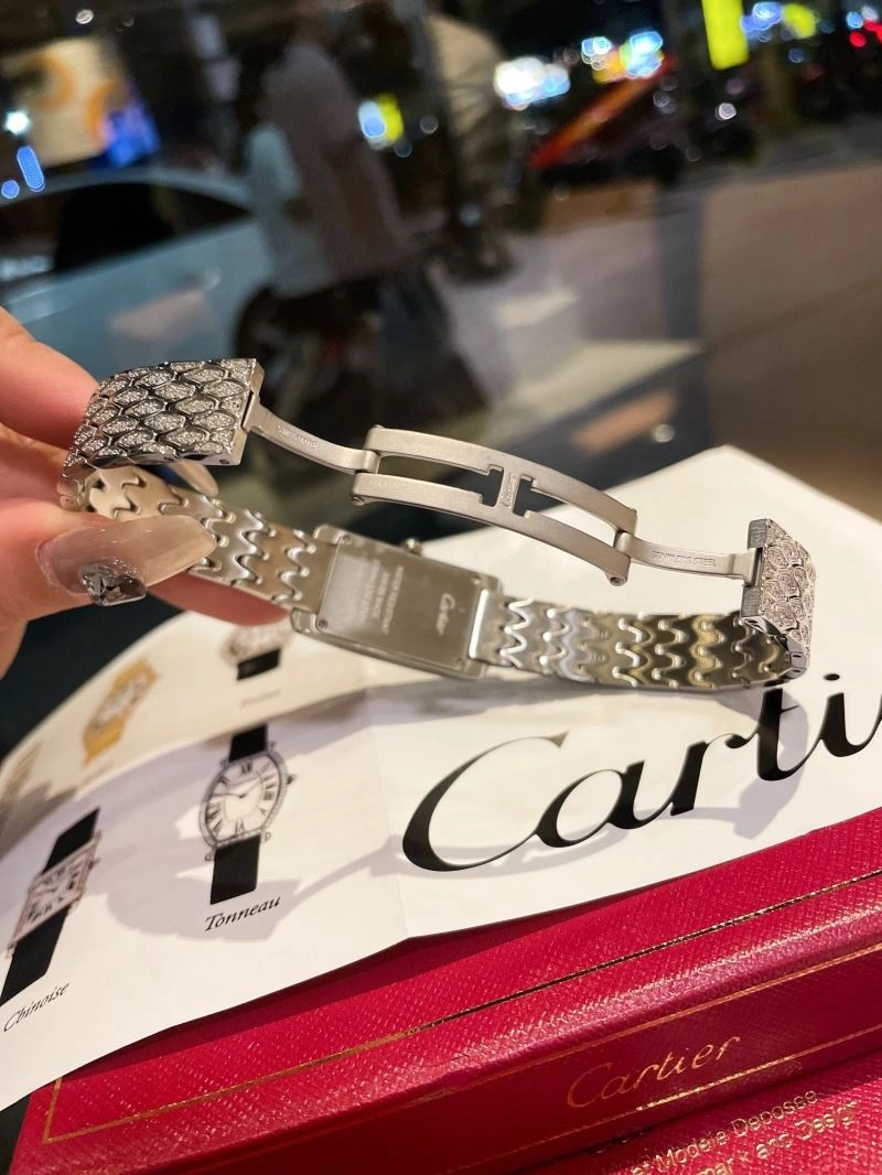 Durable CARTIER Watches 179132