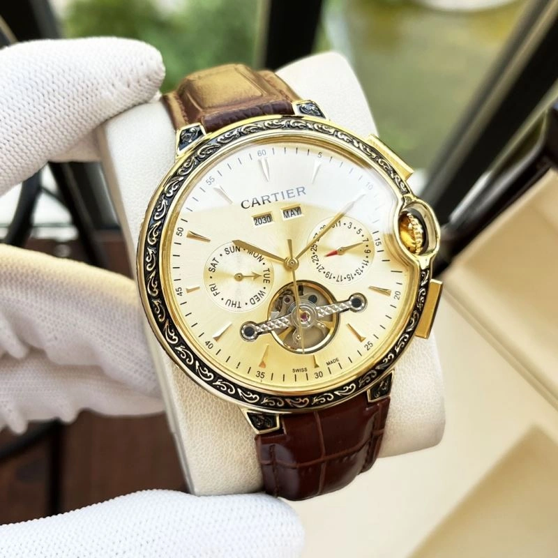 Sleek CARTIER Watches 179120