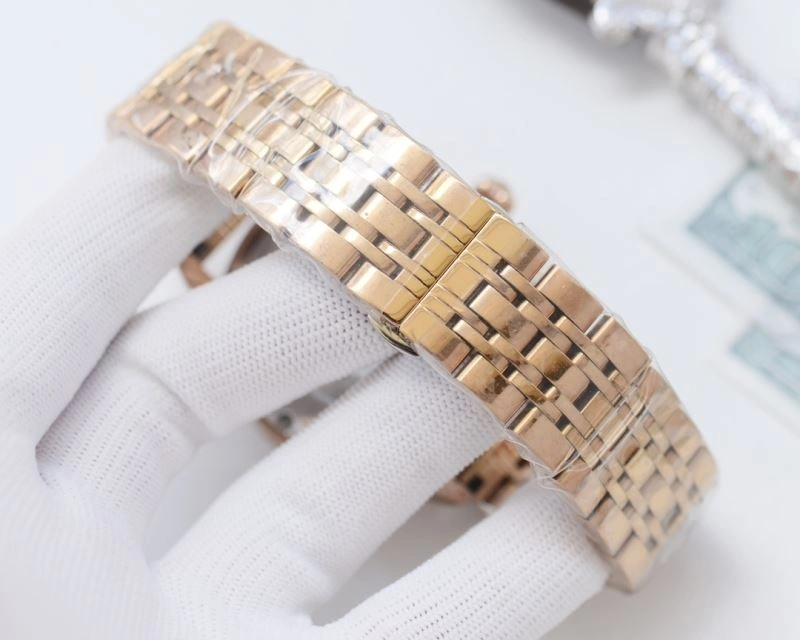 Stylish CARTIER Watches 179117