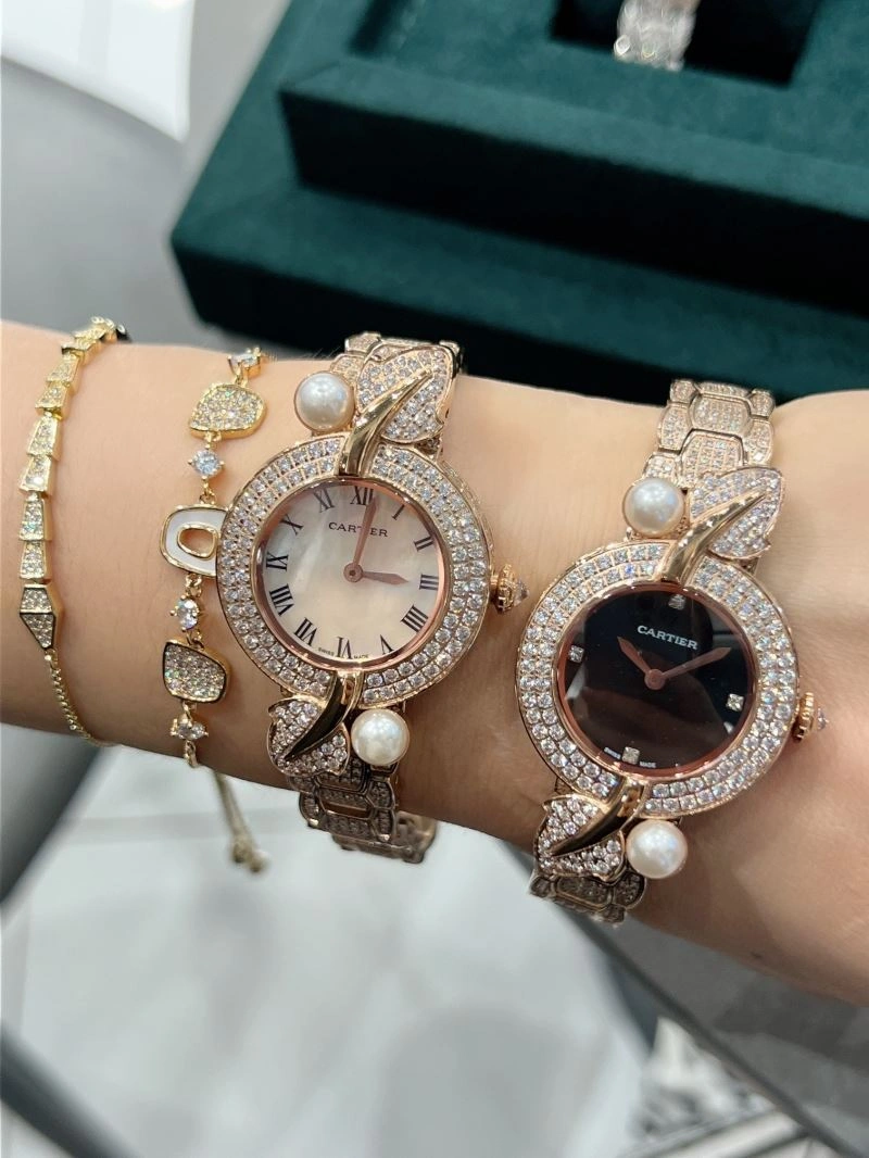 ZipUp CARTIER Watches 179114
