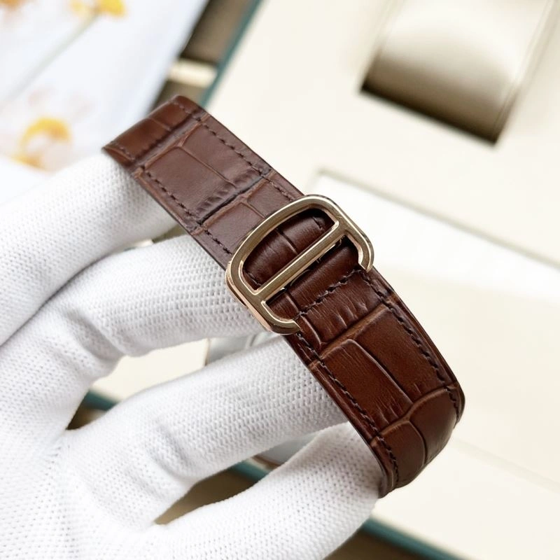 EyeCatching CARTIER Watches 179110