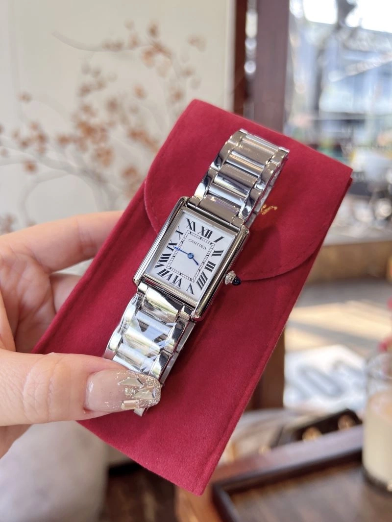 Functional CARTIER Watches 179095