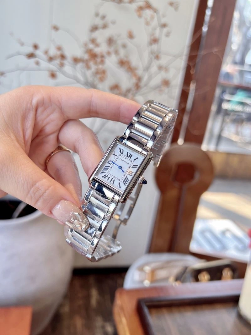 Functional CARTIER Watches 179095