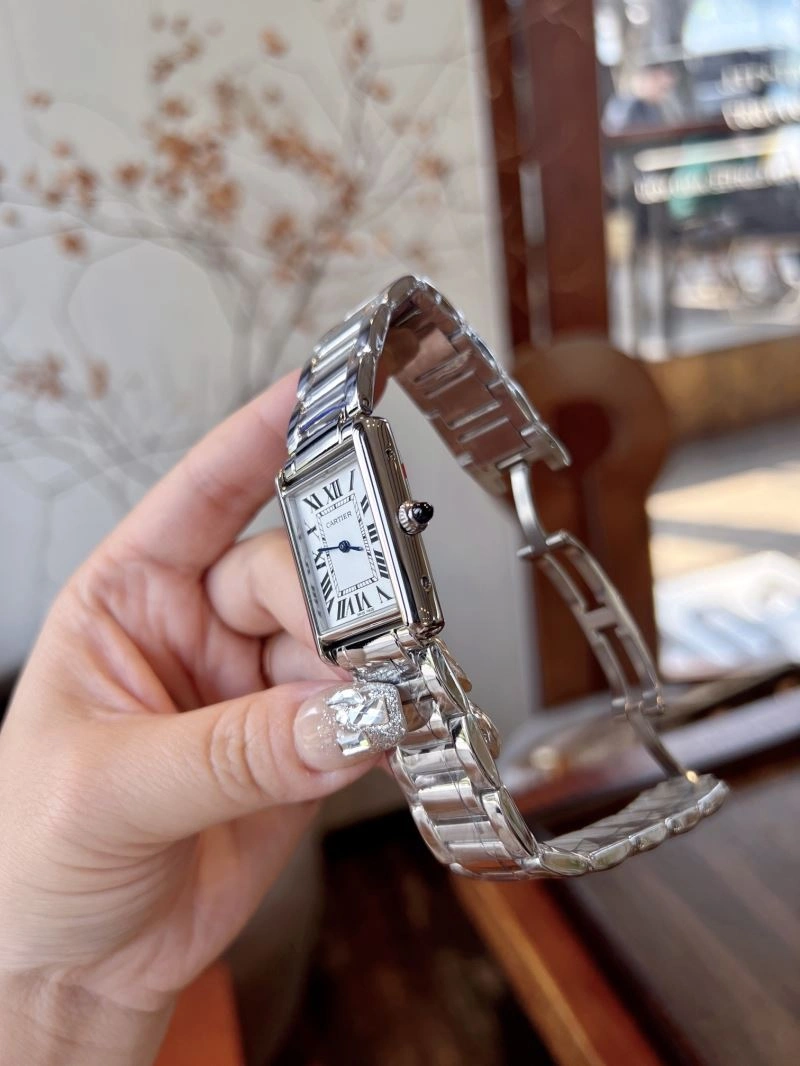 Functional CARTIER Watches 179095