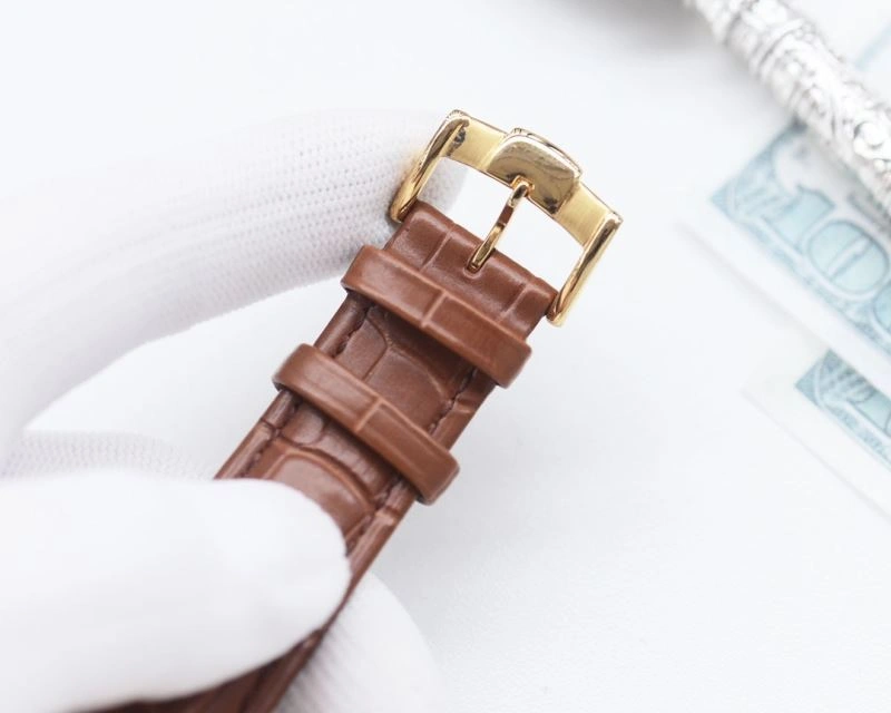 Refined CARTIER Watches 179074