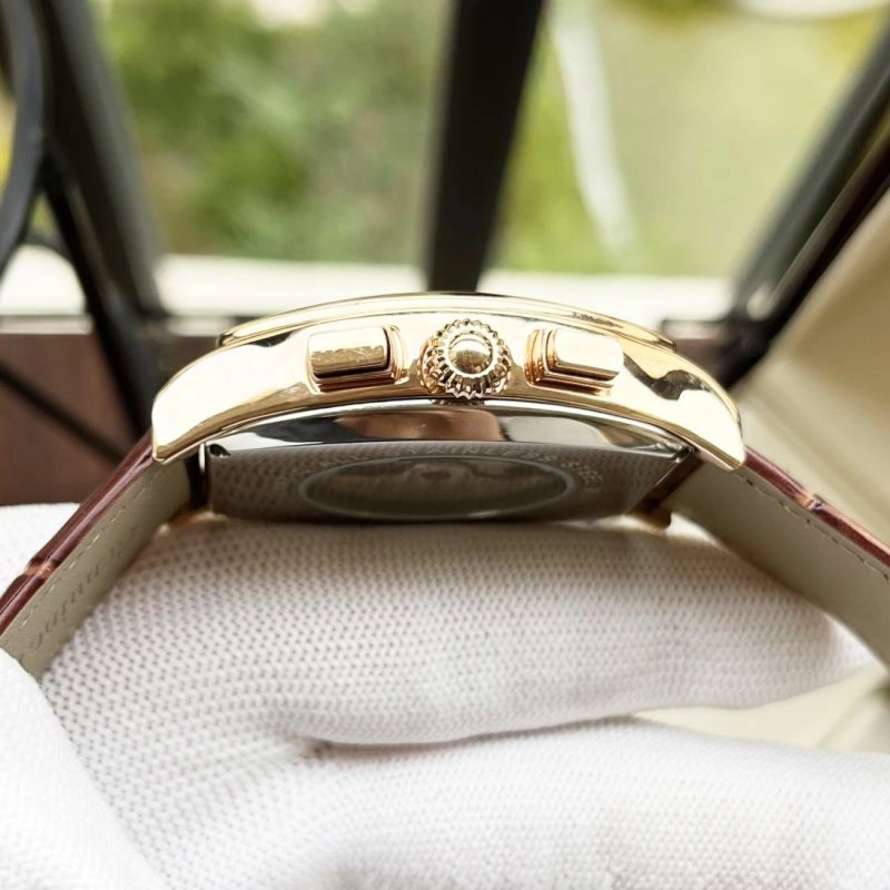 Modern CARTIER Watches 179070