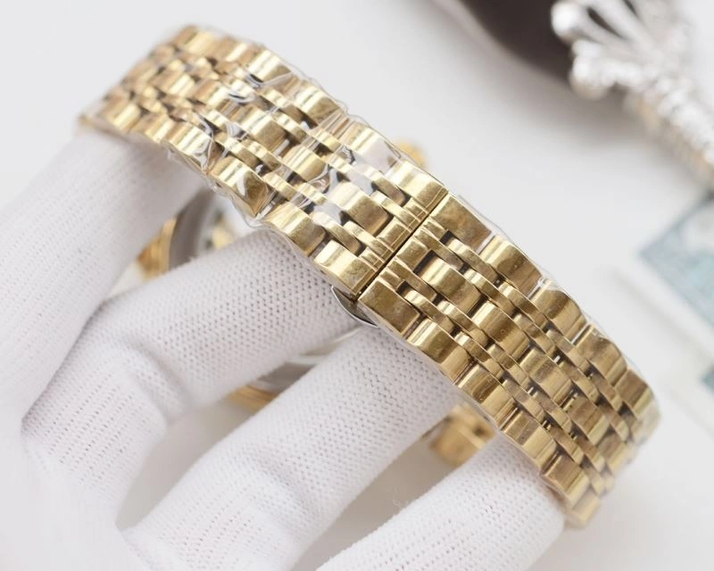 Bright CARTIER Watches 179063