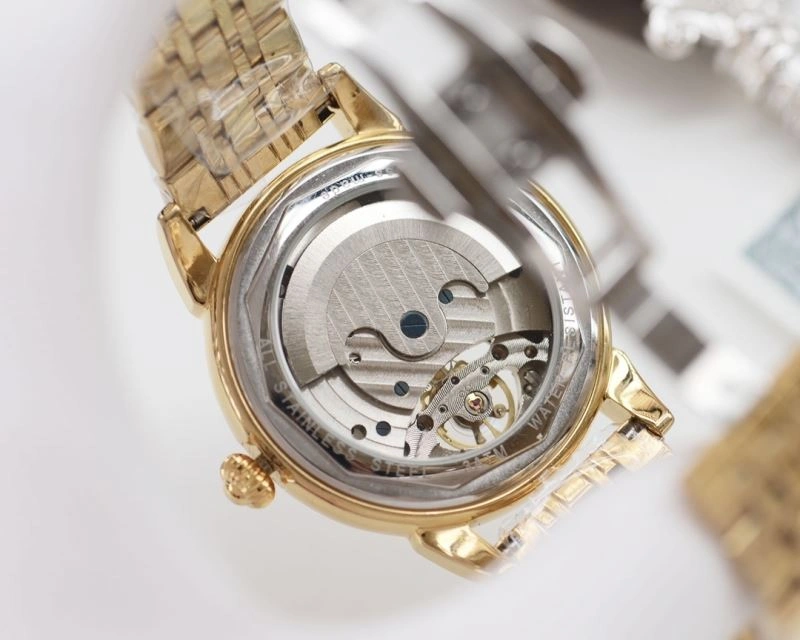 Bright CARTIER Watches 179063