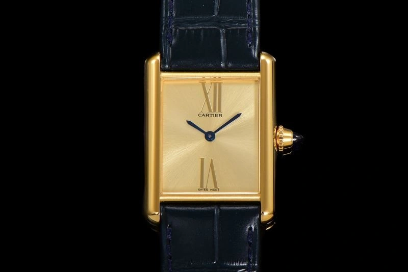 Tailored CARTIER Watches 179037