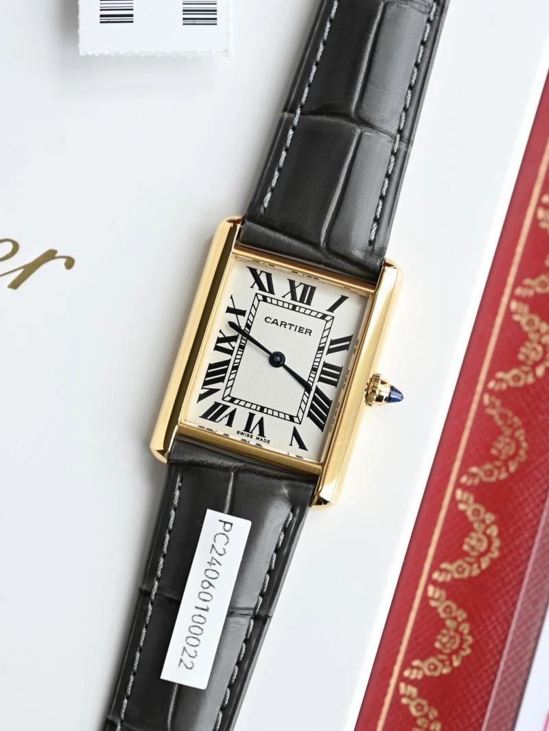 Seasonal CARTIER Watches 179061